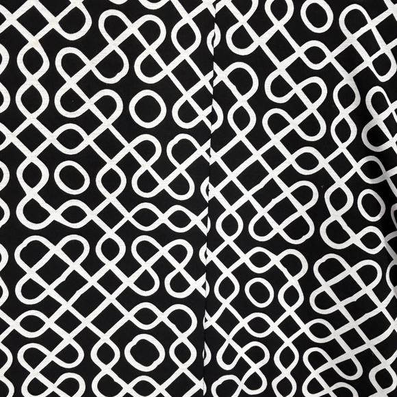 LuLaRoe Womens Medium Duster Length Open Cardigan Jacket Black White Geometric - Picture 5 of 7